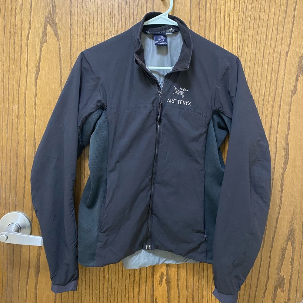 Arc'teryx Women’s Atom LT Black Jacket Small